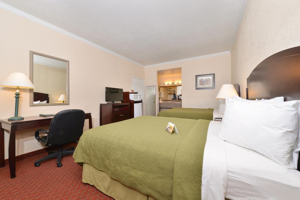 Quality Inn Temecula Valley Wine Country Экстерьер фото