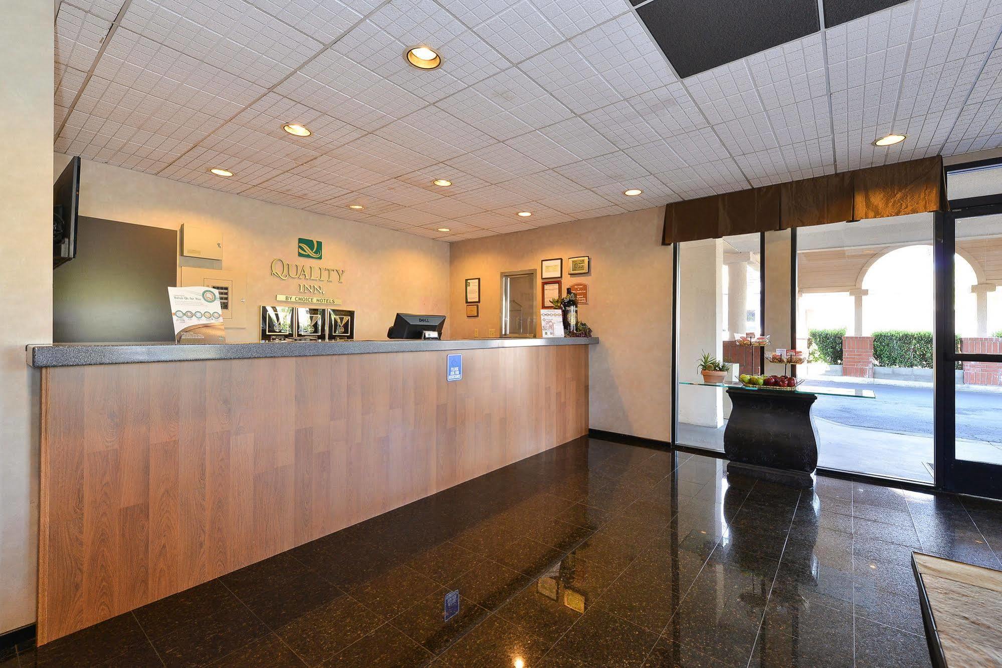 Quality Inn Temecula Valley Wine Country Экстерьер фото